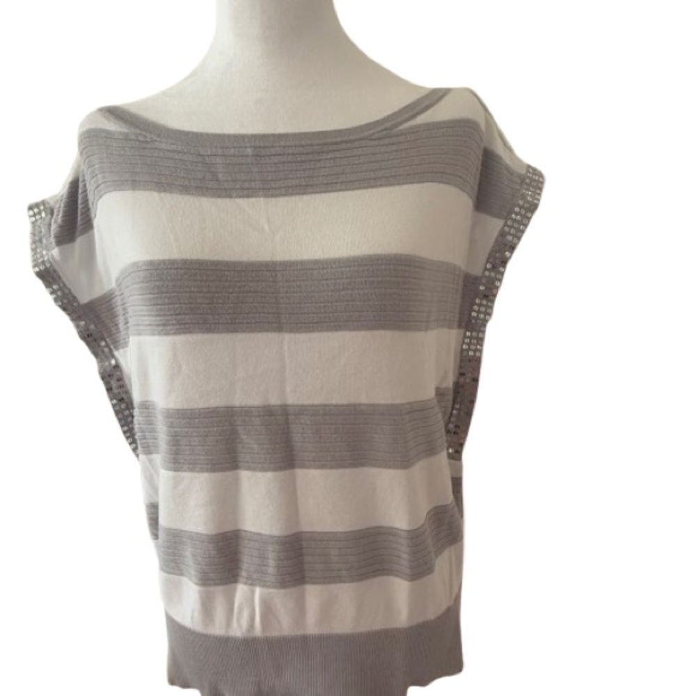 White House Black Market Relaxed Gray and White Cuffed Sleeve Blouse Size L